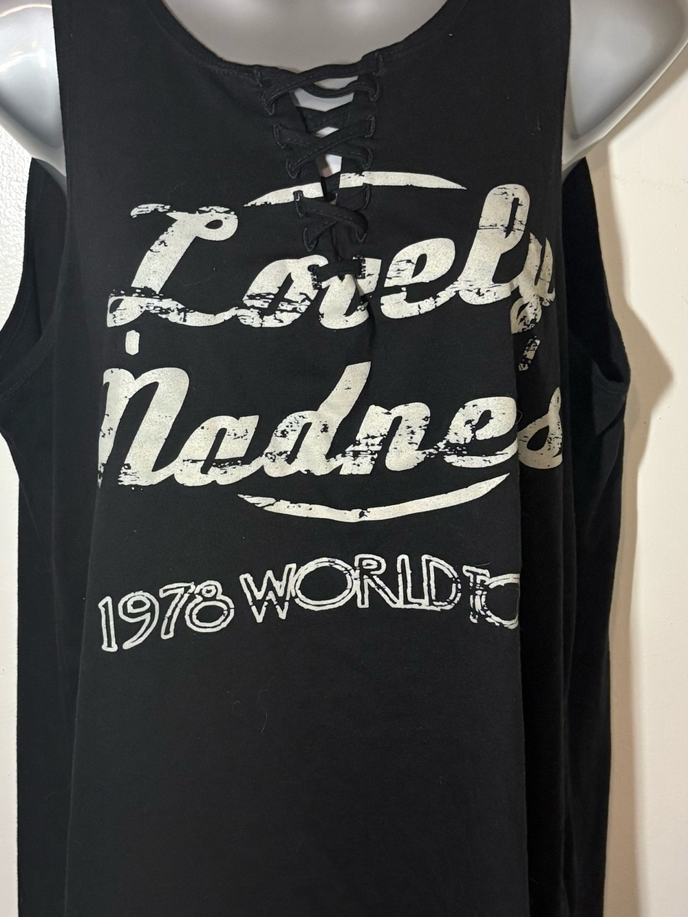 Maurices Black Top with Lovely Madness 1978 World Tour Size Large